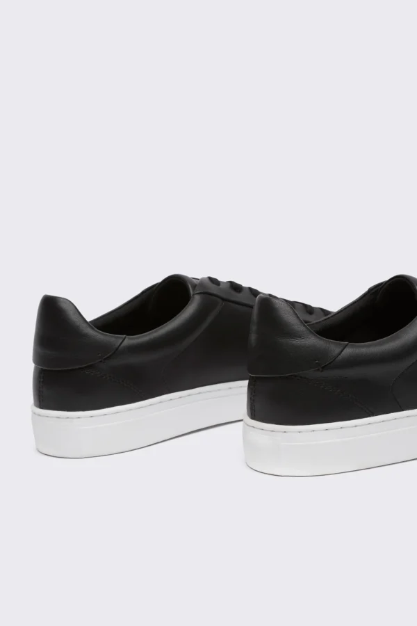 Unison Lucas Sneaker